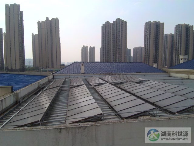 平板太陽能熱水系統(tǒng)