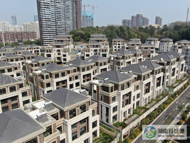 太陽(yáng)能熱水器